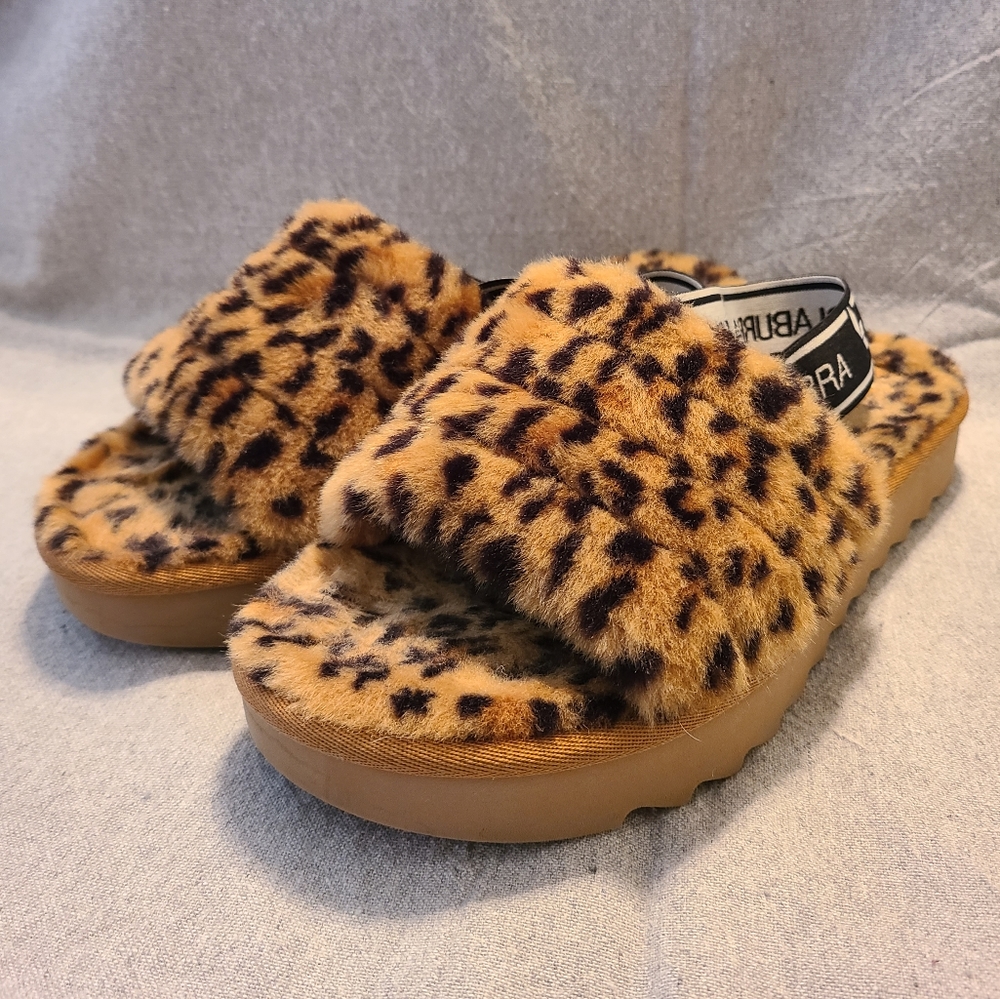 Koolaburra Leopard slipper sandals